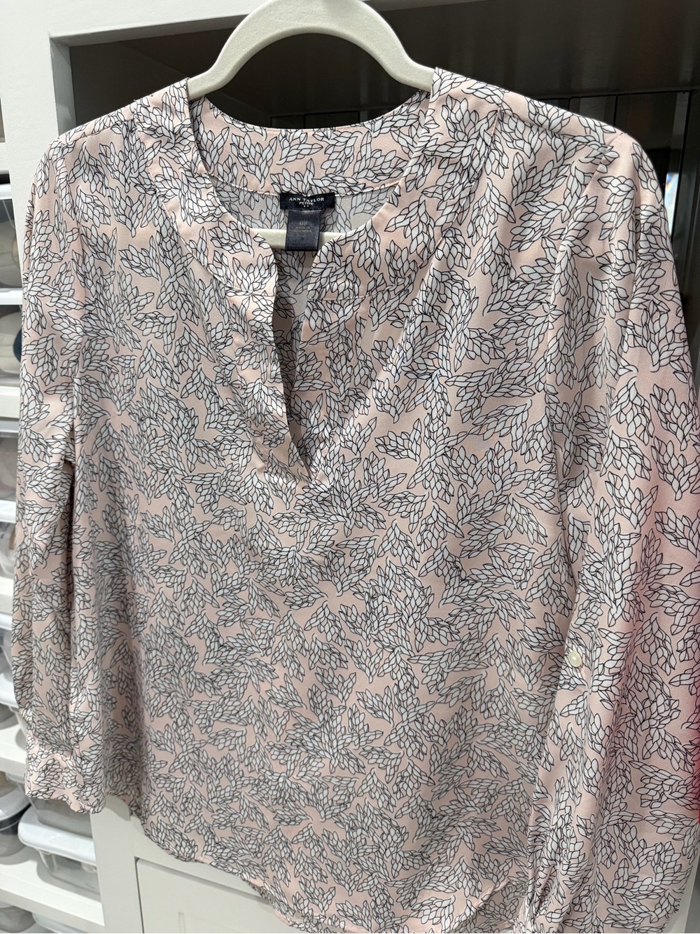 Ann Taylor Blush Pink Leaf-Print Pullover Blouse